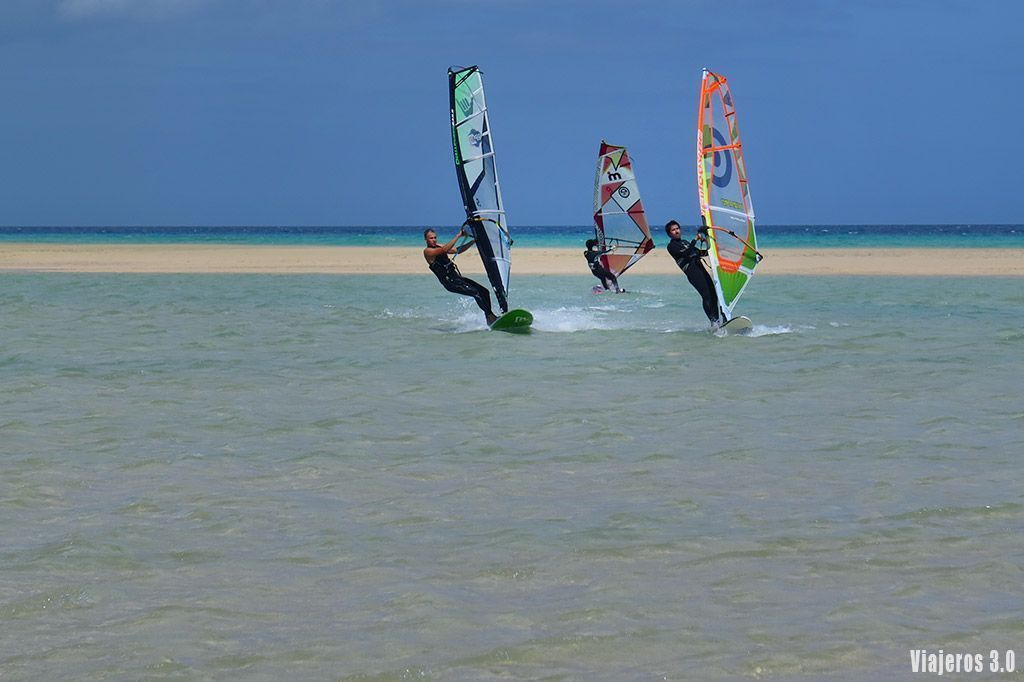 deportes acuáticos en las mejores playas de Fuerteventura