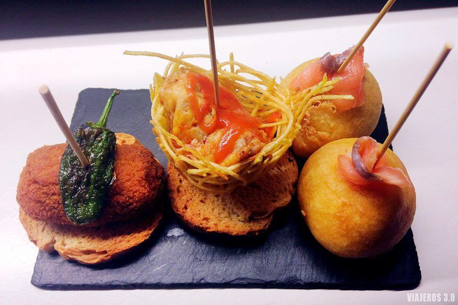 Taberna del Tรญo Blas, ruta de tapas por la calle Laurel de Logroรฑo
