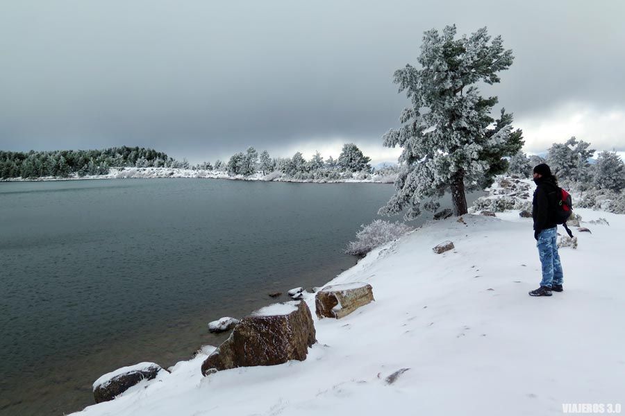 Las Lagunas de Neila en invierno y con nieve