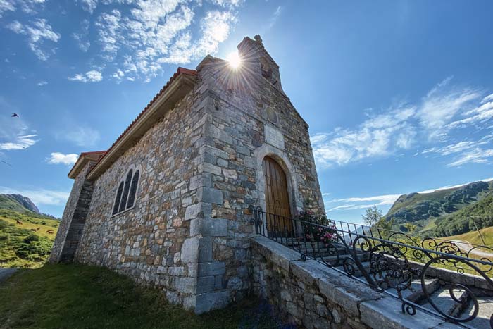 Ermita de Riosol, Montaña de Riaño.
