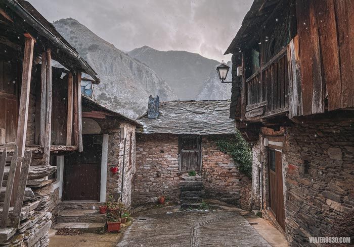 Peñalba de Santiago, uno de los pueblos más bonitos de Castilla y León.