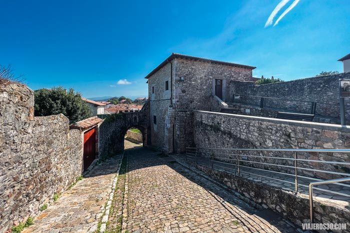 Torre del Preboste, otro lugar que ver en San Vicente de la Barquera