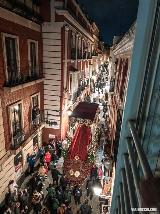 Procesiรณn del Descendimiento durante la Semana Santa de Badajoz