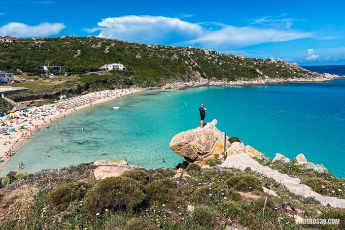Rena Bianca, Una playa urbana en Cerdeña increíble.