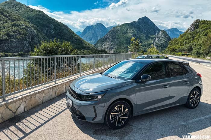coche de alquiler en Bosnia