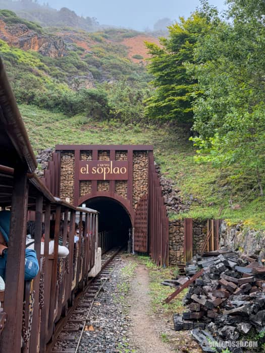 Entrada Cueva El Soplao